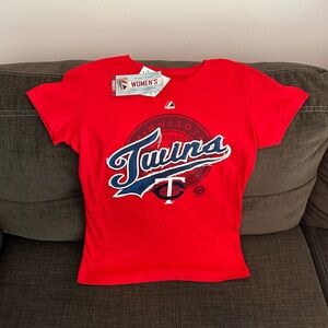 Majestic Minnesota Twins MLB Baseball Team Logo Red T Shirt Women’s Sz: Small